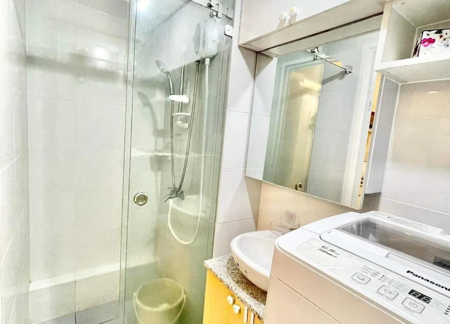2Br Condo With Free Pool Access And Wifi ダバオ　シティ アパートホテル