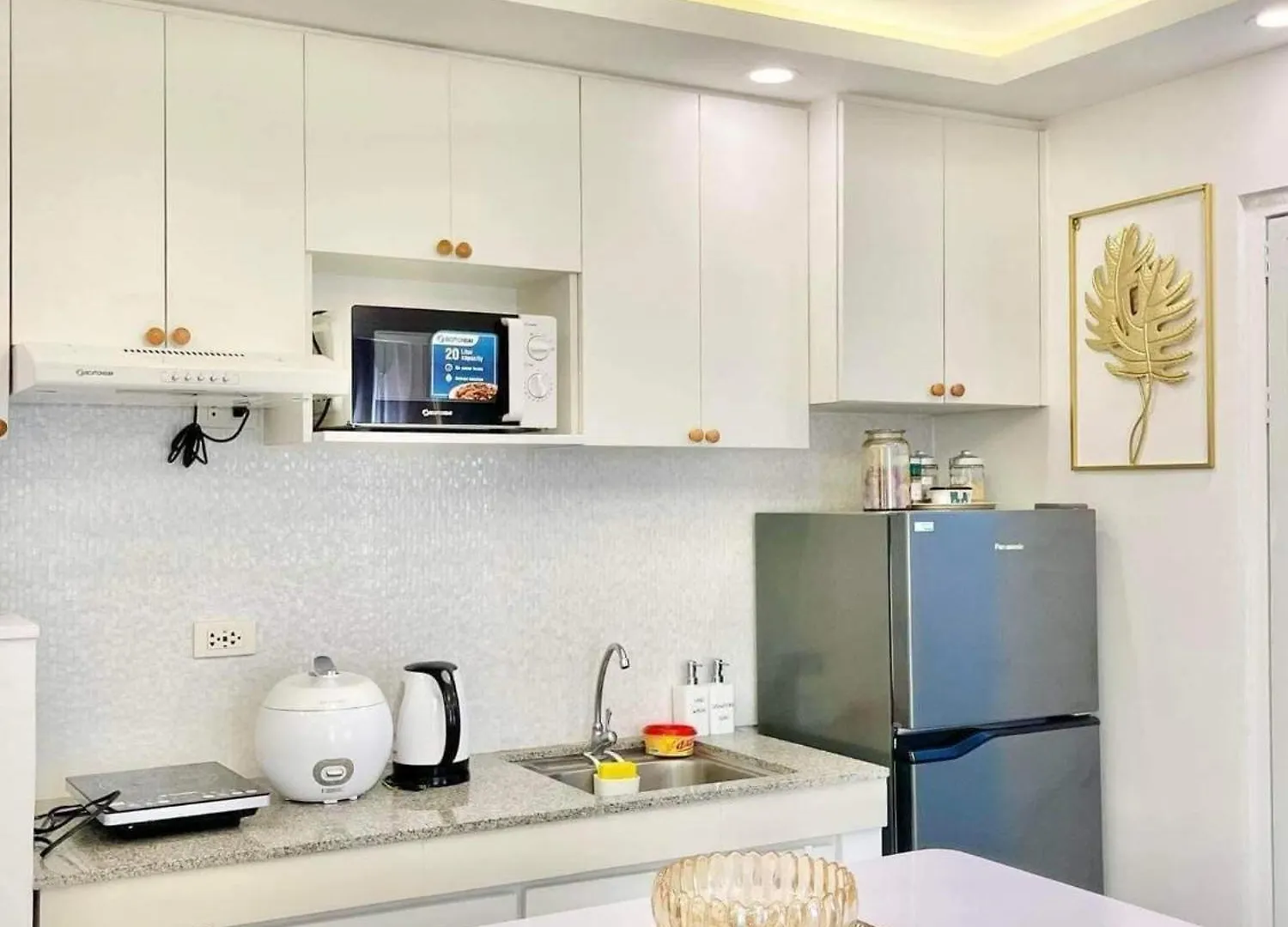 2Br Condo With Free Pool Access And Wifi ダバオ　シティ 0*,